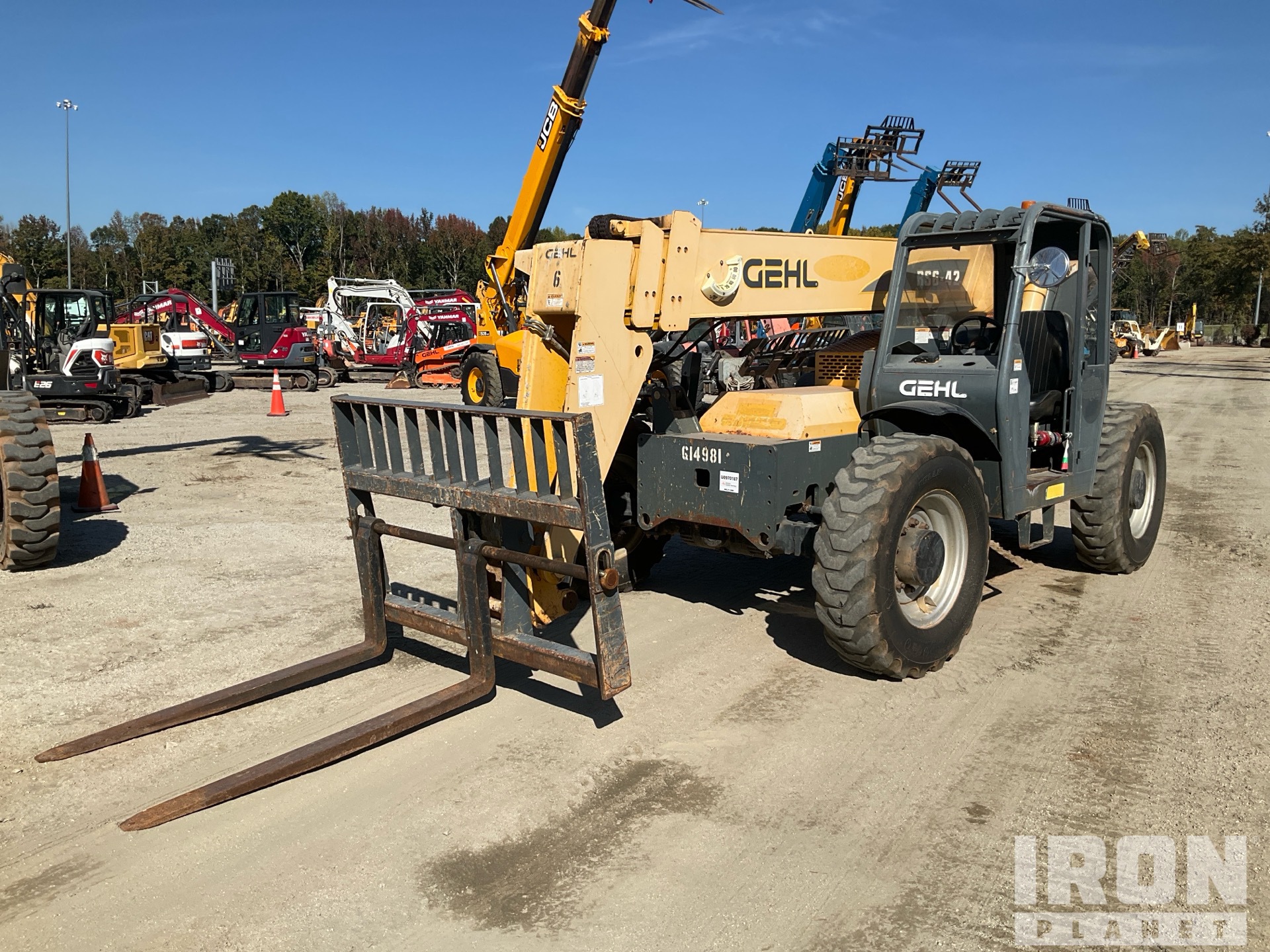 2015 Gehl RS6-42 Telehandler