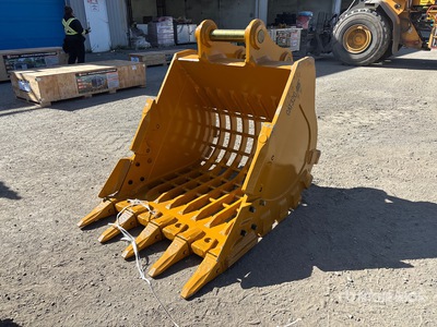 2026 Warrior WBSC20-1100 44 in Skeleton Excavator Bucket - Fits Cat 320 / 20 - 25 ton (Unused)
