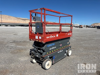 2019 Skyjack SJIII-3226 Electric Scissor Lift