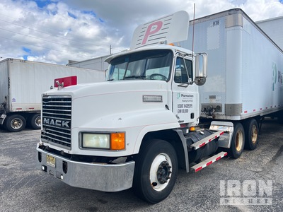 1999 Mack CH613 6x4 MaxiCruise Cabina per trattore stradale