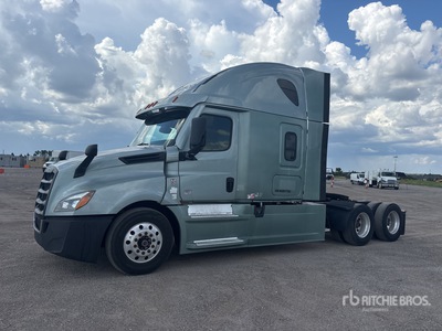 2021 Freightliner Cascadia 126 6x4 Ciągnik siodłowy T/A z kabiną sypialną