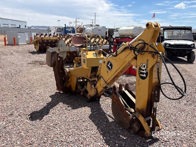 John Deere 14 in Backhoe Attachment