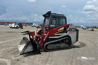 2021 Takeuchi TL8R-2 Two-Speed Chargeuse sur rails compacte