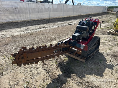 2015 E2348TKH-4MS Skid Steer Trencher
