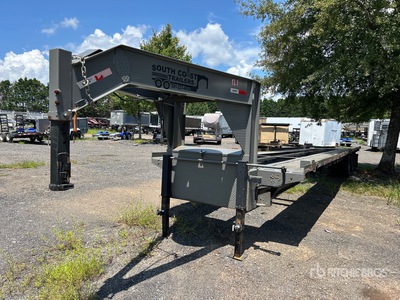 2025 South Coast Trailers 40NCH10 40 ft T/A Gooseneck Hydraulic Przyczepa z pokładem uchylnym