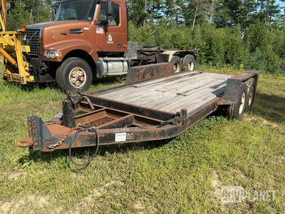 T/A Tilt Deck Trailer