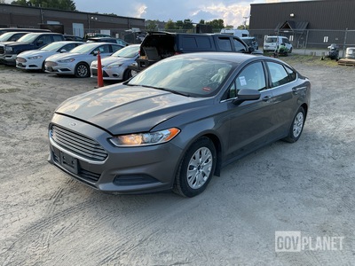 2014 Ford Fusion S Sedan