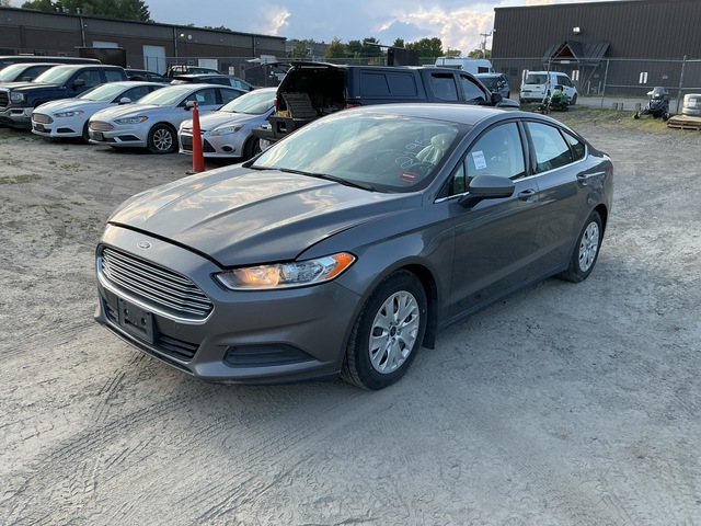 2014 Ford Fusion S Sedan