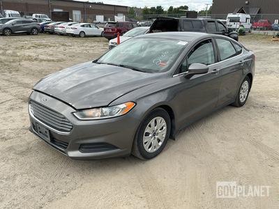 2014 Ford Fusion S Sedan