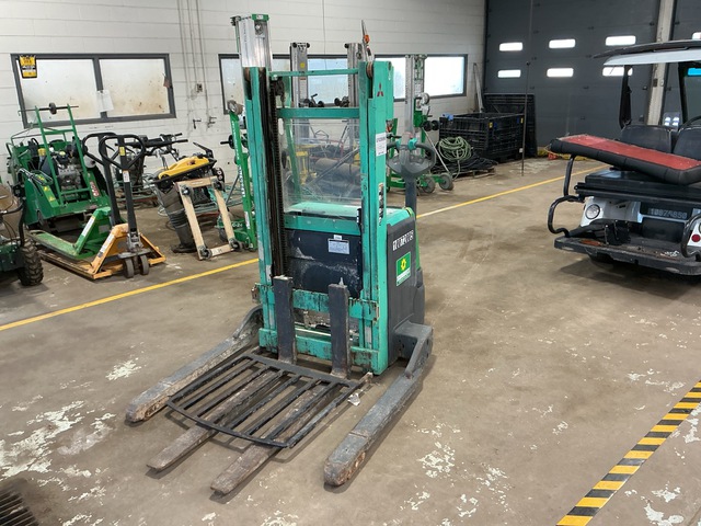 2018 Mitsubishi PWT18N 3528 lb Electric Stacker