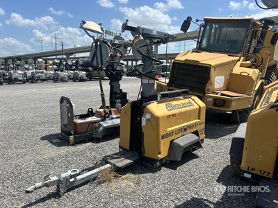 2014 Allmand Night-Lite Pro II 8 kW を見 Light Tower (Inoperable)