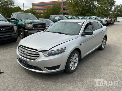 2016 Ford Taurus SE Sedan