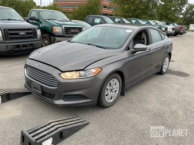 2014 Ford Fusion S Sedan