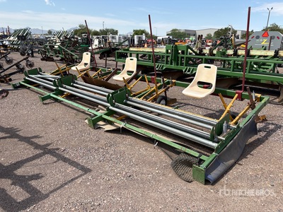 20 ft 3 in x 7 ft 10 in Plastic Mulch Layer Attrezzatura agricola varia