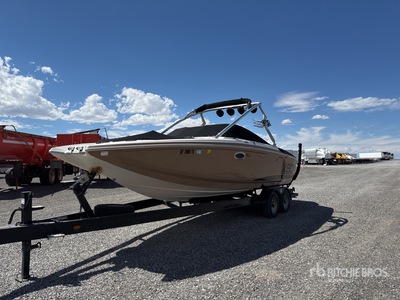 2007 MBC X80 28 ft Underwater Rear Lights, Dock Lights, Upgraded Sound System, Yacht Certified زورق تزلج ويكبورد