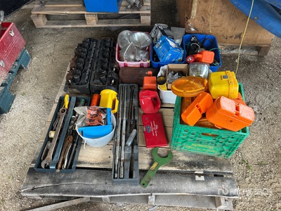 Quantity of Engine Heads, Work Lights, Warning Lights, Toolboxes, Wrenches, Bars & Assorted Parts