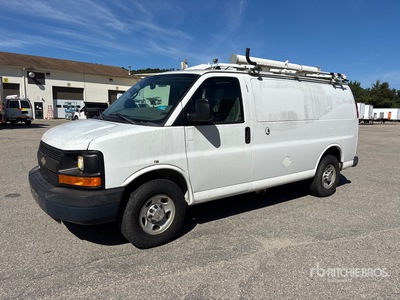 2013 Chevrolet Express 2500 Cargo Van