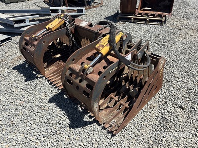 84 in Skid Steer Grapple
