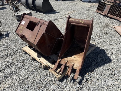 Quantity of (2) Q/C Digging Backhoe Rear Bucket