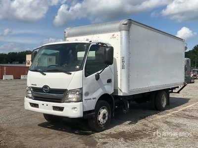 2019 Hino 195 4x2 Moving Van Truck
