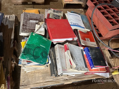 Quantity of Equipment Manuals Divers