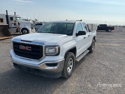 2019 GMC Sierra 1500 4x4 Extended Cab Pickup