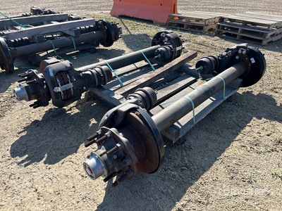 Quantity of (2) Trailer Axle Assembly بنود متنوعة - قطع المعدات