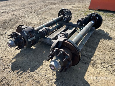 Quantity of (2) Trailer Axle Assembly بنود متنوعة - قطع المعدات
