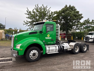 2020 Kenworth T880 6x4 T/A Day Cab Truck Tractor