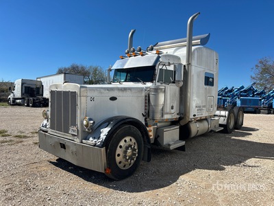2004 Peterbilt 379 6x4 تراكتور شاحنة كابينة النوم (ثنائية المحور) (Inoperable)