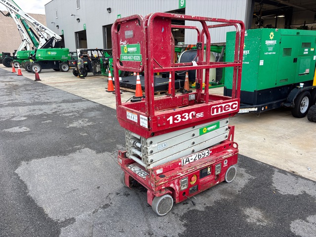 2017 MEC 1330SE Electric Scissor Lift