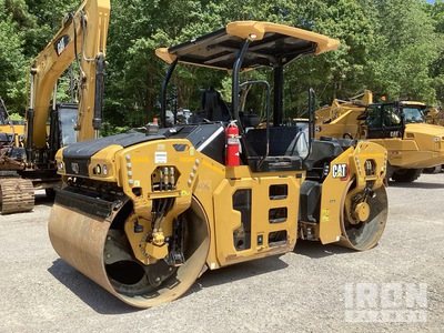 2022 Cat CB10 Tandemwalze
