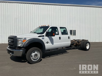 2016 Ford F-550 XL 4x4 Crew Cab Cab and Chassis