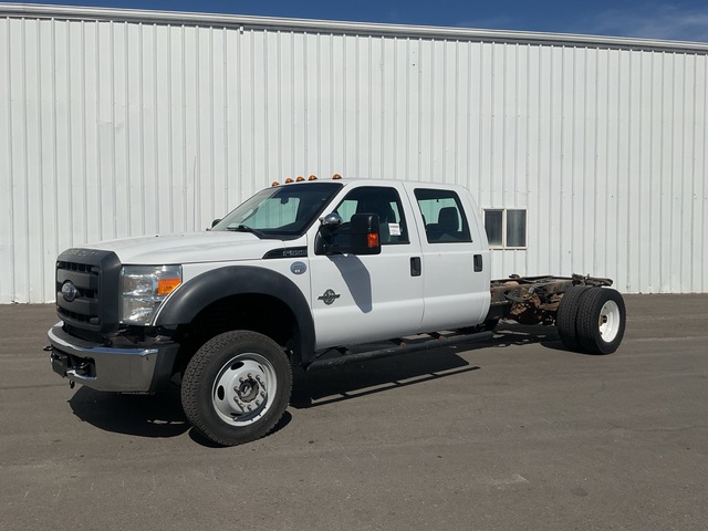 2016 Ford F-550 XL 4x4 Crew Cab Cab and Chassis