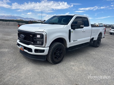 2024 Ford F-350 XLT 4x4 Extended Cab Pickup