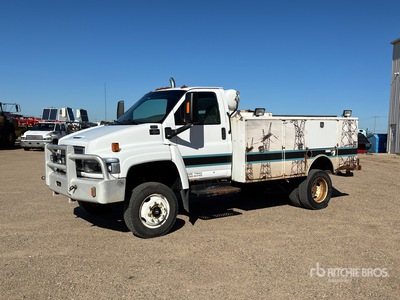 2007 GMC 5500 4x4 Utility Truck