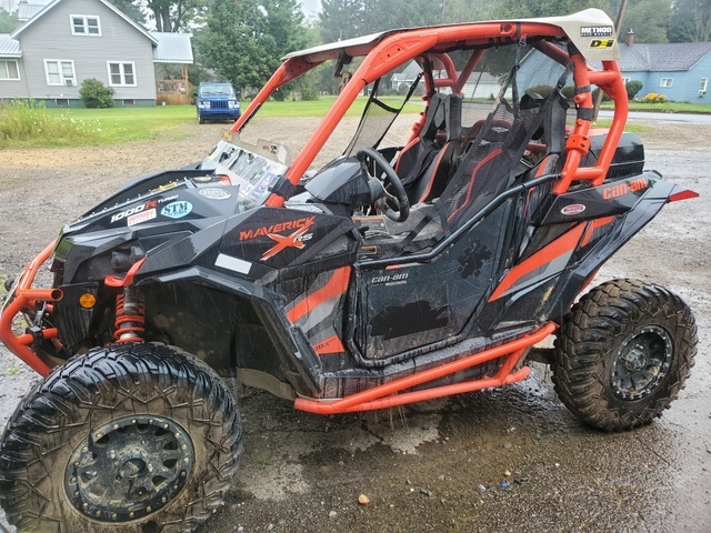 2016 Can Am Maverick XRS Utility Vehicle 2016 Can Am Maverick XRS Utility Vehicle
