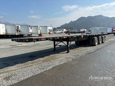 1994 Load King 40 ft Tri/A Flatbed Trailer