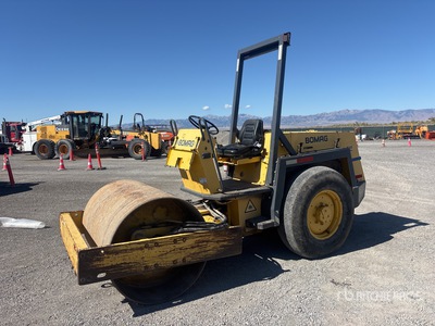 Bomag BW142D Smooth Drum Compactor