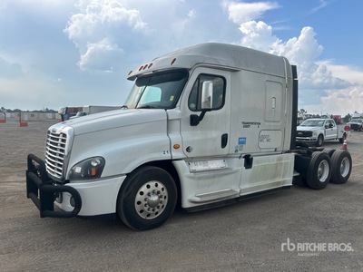 2018 Freightliner Cascadia 125 6x4 Sleeper Truck Tractor