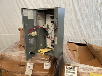 (19) Square D 30072-453-09 Combination Motor Controllers