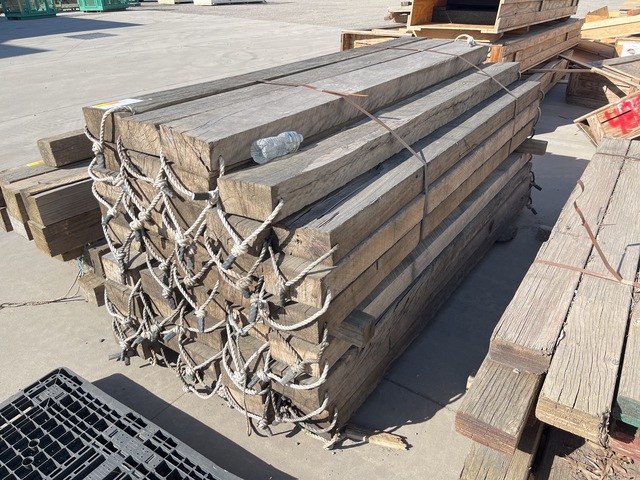 Quantity of Crane Outrigger Hardwood Timbers Quantity of Crane Outrigger Hardwood Timbers