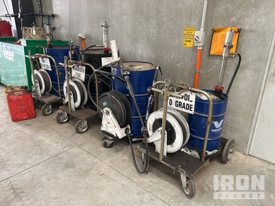 Quantity of (4) Oil Pump Trolleys その他 - 店舗 & 倉庫