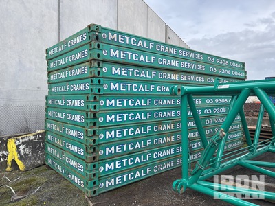 Quantity of (4) 6 m x 2.4 m 300 Tonne Bog Mat ملحقات رافعات متنوعة