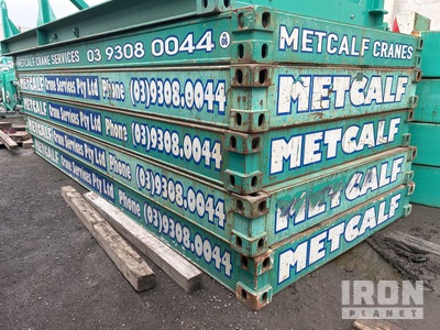 Quantity of (6) 6 m x 2.4 m 200 Tonne Bog Mat ملحقات رافعات متنوعة