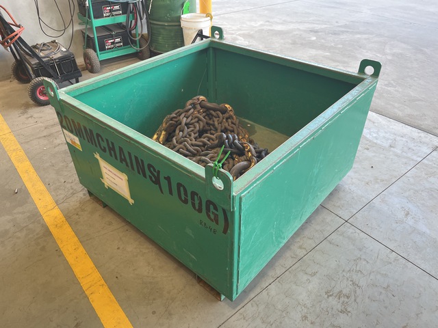 Quantity of (2) 20 mm x 8.7 m G100 Chains Quantity of (2) 20 mm x 8.7 m G100 Chains