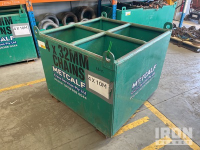 Quantity of (4) 32 mm x 10 m Chains