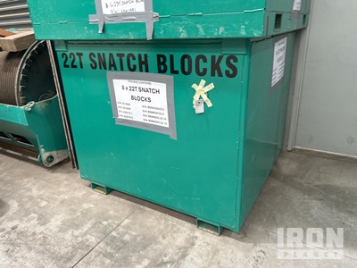 Quantity of (8) 22t Snatch Blocks