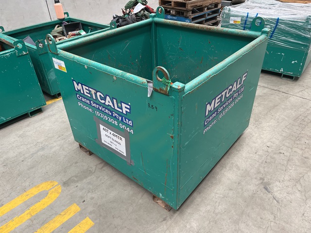 Quantity of (2) 40 t x 4 m Soft Sling