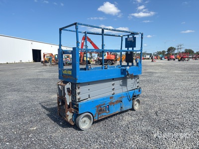 2014 Genie GS2632 Electric Piattaforma aerea verticale